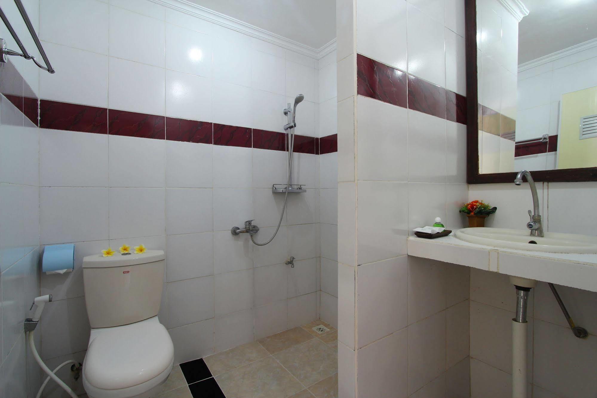 Jimbaran Lestari Hotel & Residence - Spa Bagian luar foto