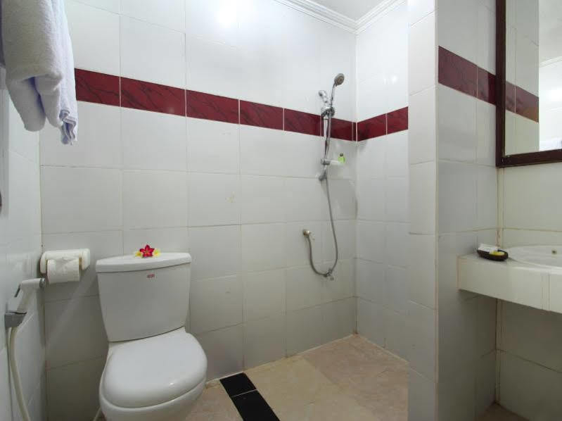 Jimbaran Lestari Hotel & Residence - Spa Bagian luar foto