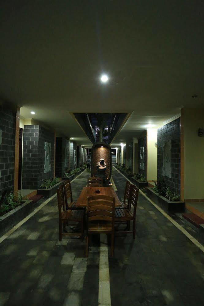Jimbaran Lestari Hotel & Residence - Spa Bagian luar foto
