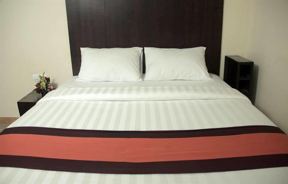 Jimbaran Lestari Hotel & Residence - Spa Bagian luar foto